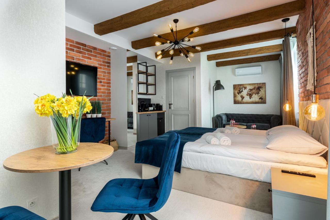 Zamkowe Apartamenty Сандомир Екстериор снимка