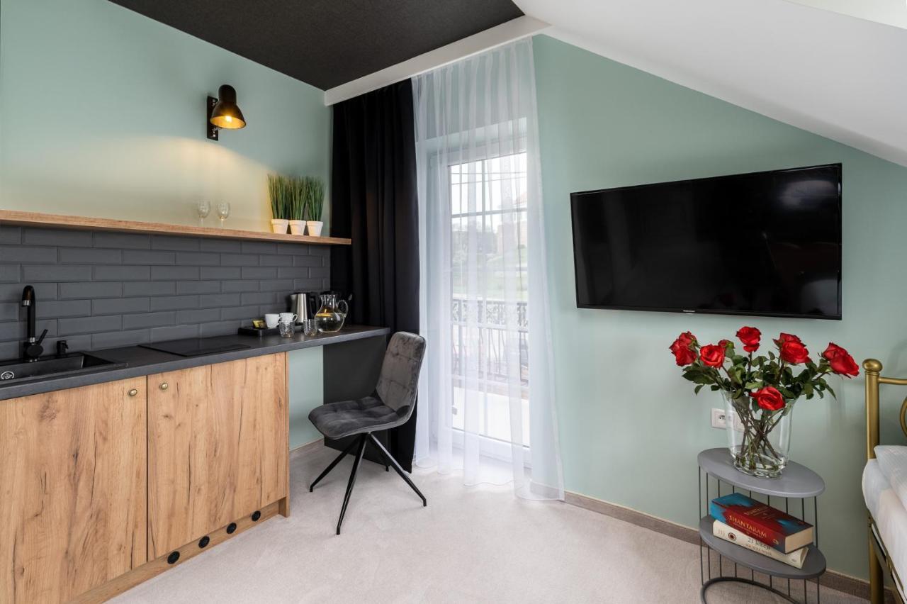 Zamkowe Apartamenty Сандомир Екстериор снимка